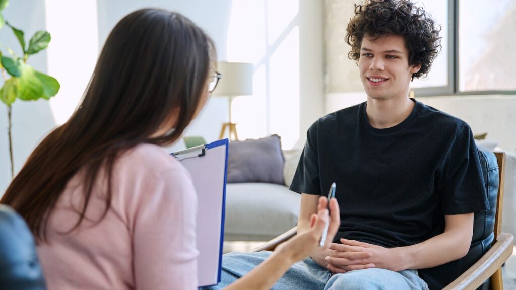 Teen talking to a counsellor